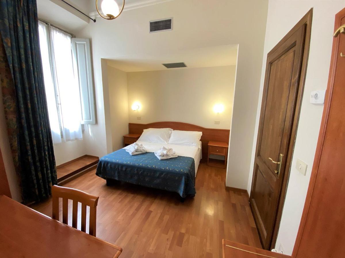 Soggiorno Madrid Bed & Breakfast Florence Exterior photo