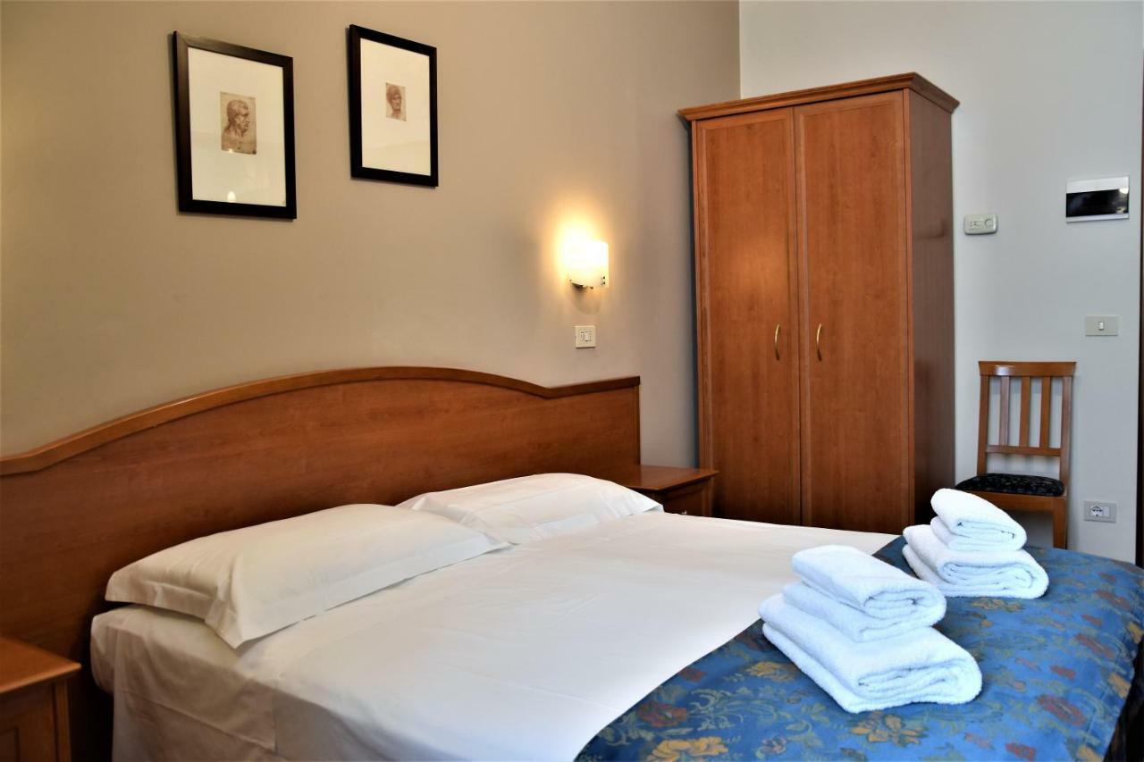 Soggiorno Madrid Bed & Breakfast Florence Room photo